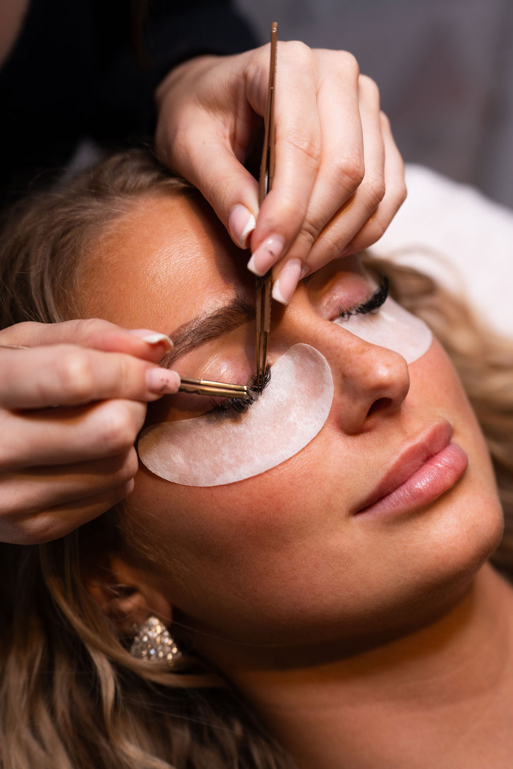 eyelash treatment